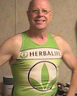 me with herbalife t shirt lost 35lbs 001