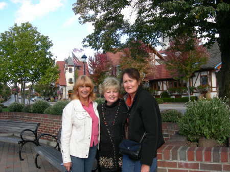 Karen, Paula, and JoAnn-Frankenmuth-Oct. 2009