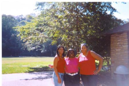 Suzanne, Cheryl & Veonna