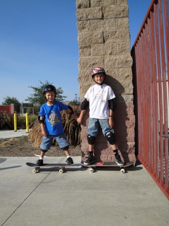 Jake & Drew at Brentwood skatepark.