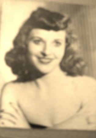 Estelle Margaret Riley WHS '1940