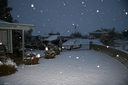 Snow in 29 Palms 2008