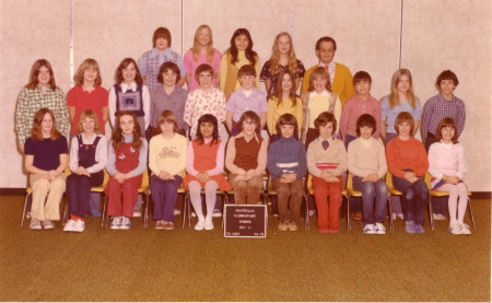 1974-75 Grade 6 Foothills Class Picture