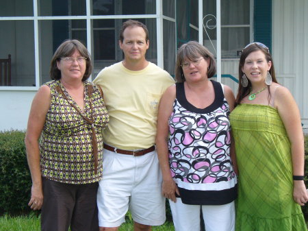My twin Aunts and cousin in Florida
