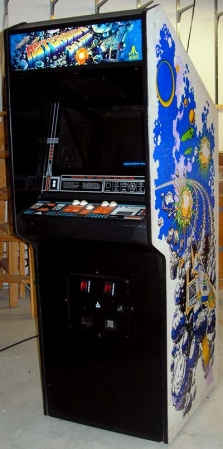 asteroids deluxe arcade  class of 1981