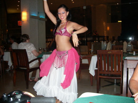 belly dancer at the columbian restaurant