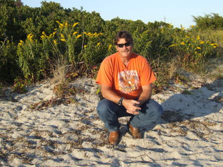 August 2007 - Me at the End of Radio Road