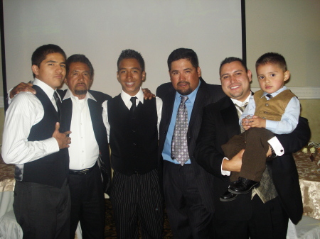 los hombres de mi familia