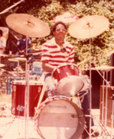 Summer 1977 "Live" at Sunken Gardens