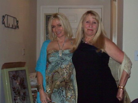 Laurie & Allana - New Years 2010