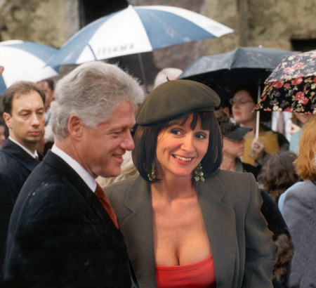 Rita (me) with Clinton