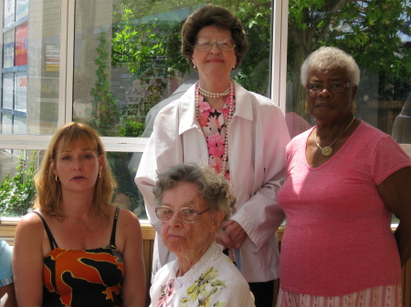 Carol, Mother and Aunt Jessie and Friend