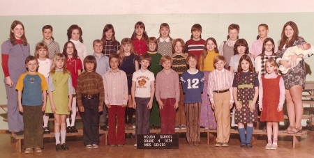 1973-1974 Mrs. Geiger&#39;s 4th grade class