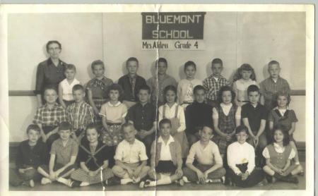 Bluemont School - Grade 4