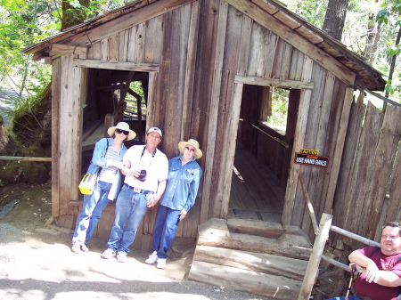 Oregon vortex "Gold Hill Oregon"