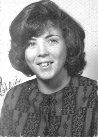 Suzanne Rawn   about 15 or 16 years old