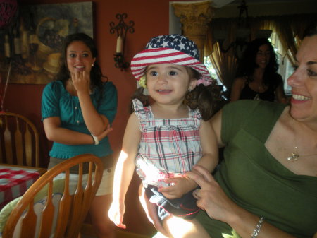 Gionna, Bella & Aunt Michele...4th of July