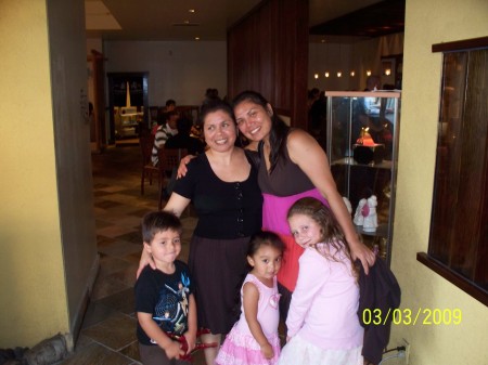 Picture with my kids and my sister Jessica