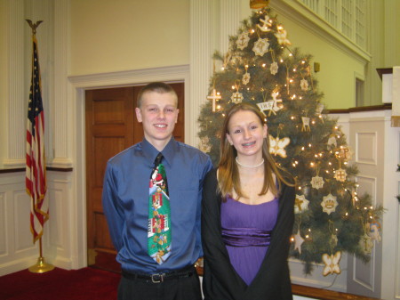 Wesley (15) & Lainey (14) Christmas 2009