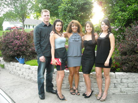 Josh, Lisa, Me, Deanna & Lori