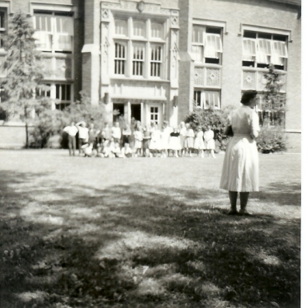 Ms Una Laubscher's 4th grade 1959