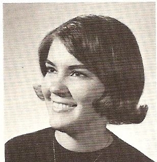 Dorothy Nielson Senior Picture[1]