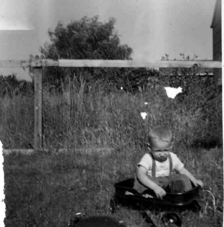 sitting in my little wagon 1956