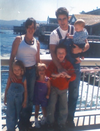 Family at aquarium 2006