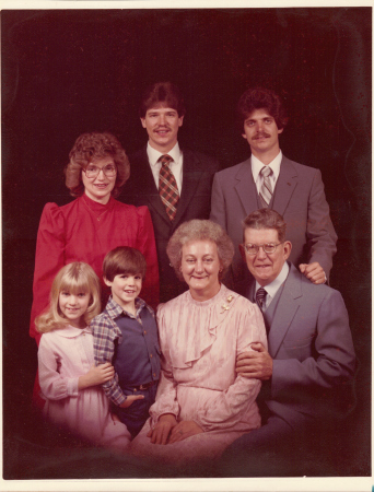 Our Last full family Picture 1983