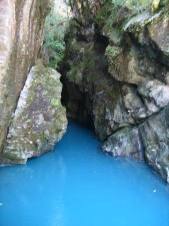 New Zealand 2005 - Blue Water