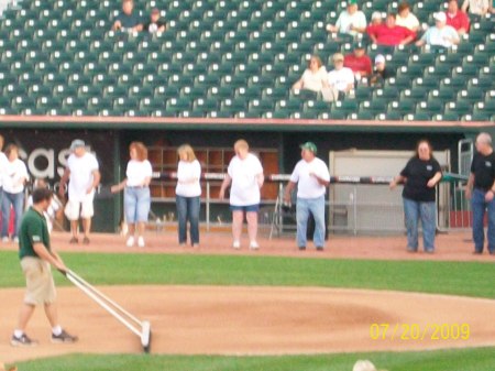 Line Dancing - Merchantsauto.com Stadium