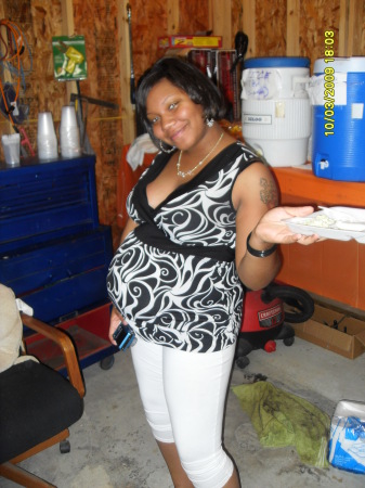 My cousin Jessica (9mths pregnant)