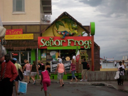 Senor Frogs, Nassau