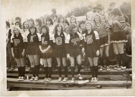 GF Cheerleaders 1981