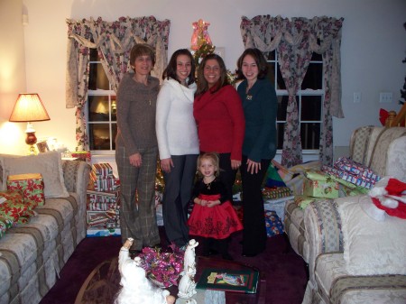 Maria & daughters and granddaughter