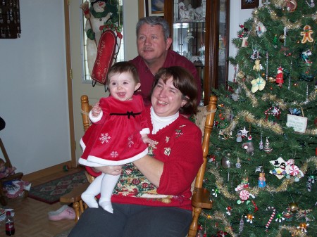 Caitlin with Papaw and Grandma