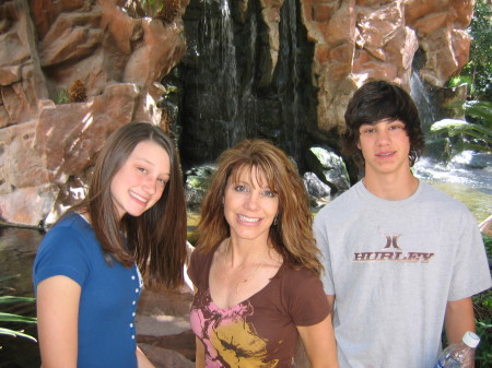 Kim, Garrett (14) & Brooke (12)