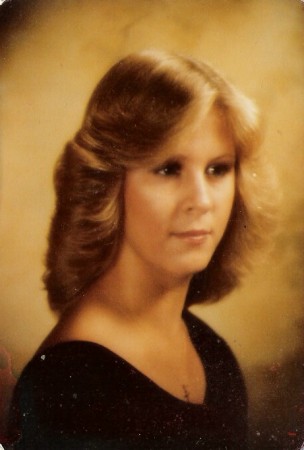 Karen Lutz's Classmates® Profile Photo