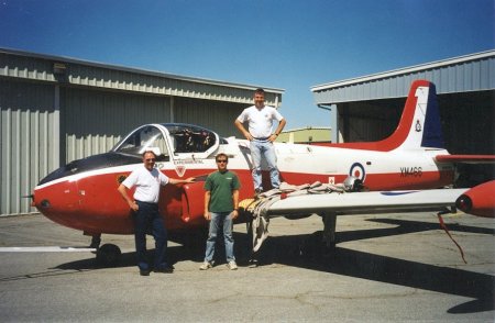 Three guys I bought Jet Provost N7075U from.