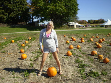 Linda Pumpkin Picking