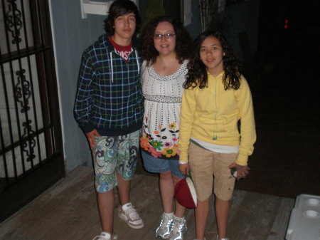 Yoli & her two '08