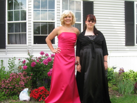 Girls before the prom