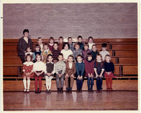 Mrs Rigalbuti 1st grade 1969/70