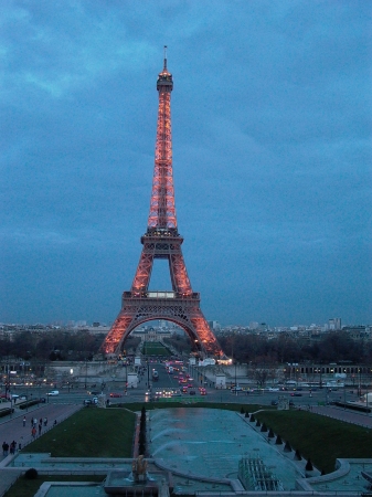060320 Eiffel Tower