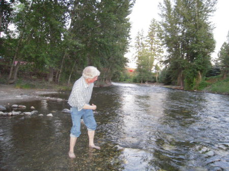 Rick demonstrating rock skipping technique