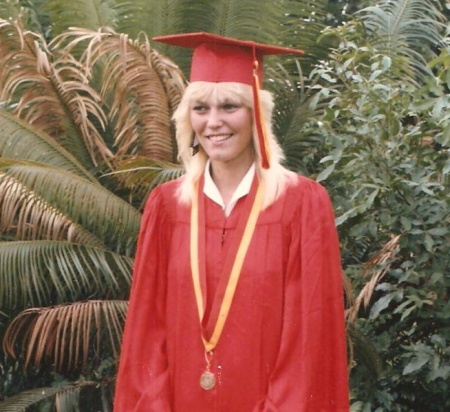 me graduation 1985 001 (2)