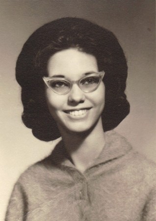 Linda Hoover-Thomas's Classmates® Profile Photo