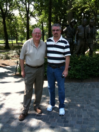 WITH BROTHER DAVE CLASS 61' IN DC JULY 12 2009