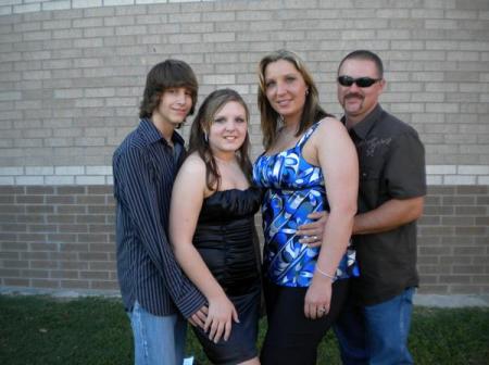 BURDA CLAN & TYLER 2009