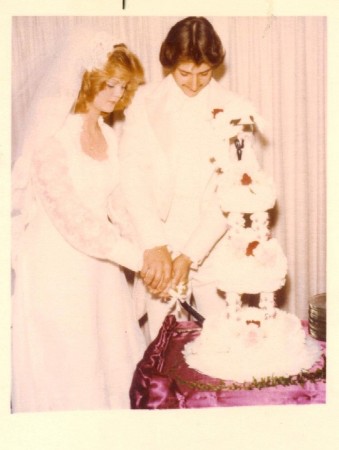 wedding cake cutting 11-30-79